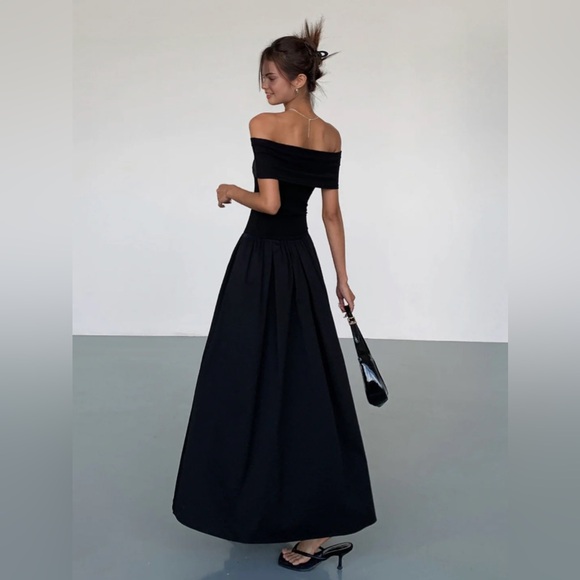 Commense Frenchy Solid Off-Shoulder Long Dress - size XSmall - Picture 5 of 8